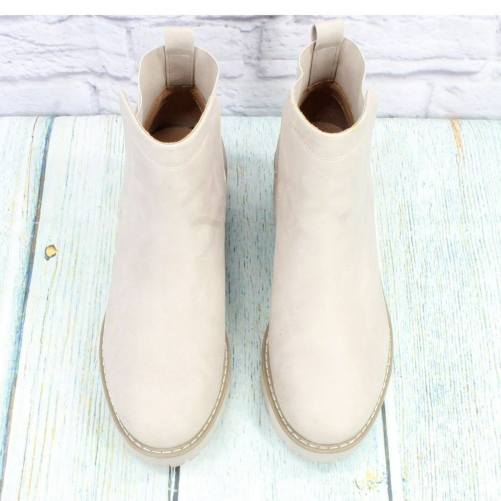 Dolce Vita Rango Cream Suede Slip On Chelsea Wedge Ankle Boots Size 9.5 - Picture 5 of 9